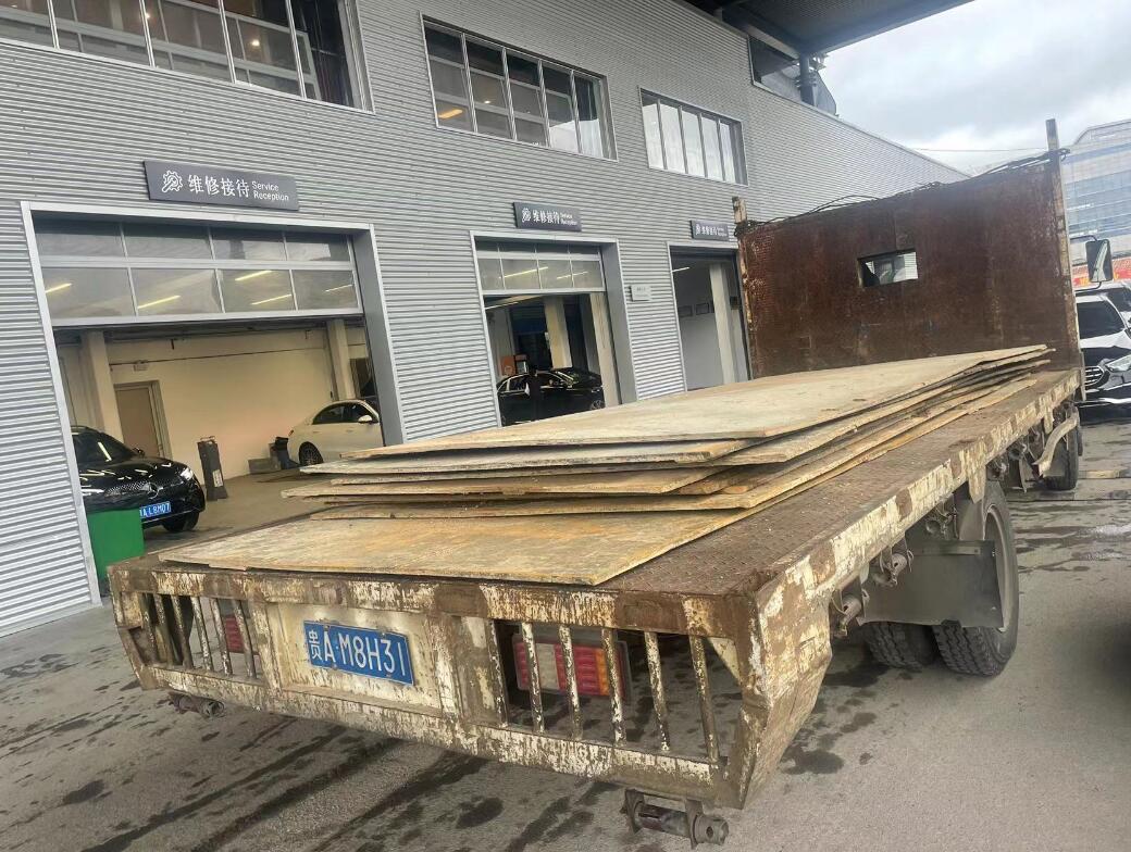 ���̰���