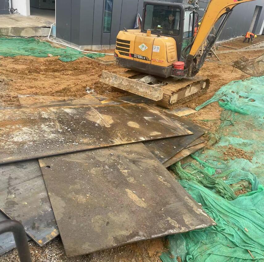 ���̰���